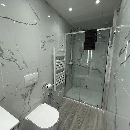 Wh-steve Home-two-room 2 Minutes From Via Matteotti Апартаменты Санремо